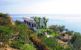 Diana Apartments